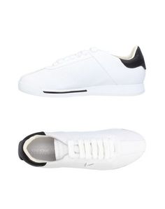 Низкие кеды и кроссовки Geox