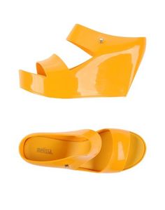 Сандалии Melissa
