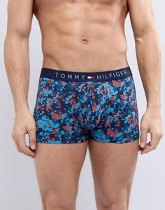 Синие боксеры-брифы с камуфляжным принтом Tommy Hilfiger - Синий