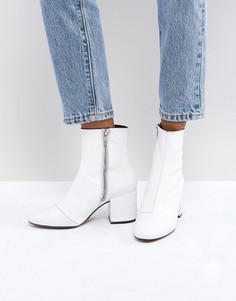 Кожаные ботильоны на блочном каблуке ASOS ROSANA - Белый