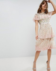 Ярусное платье миди с вышивкой Needle &amp; Thread - Розовый