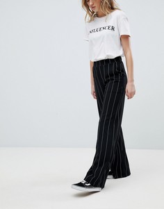 Брюки с широкими штанинами в тонкую полоску New Look - Черный