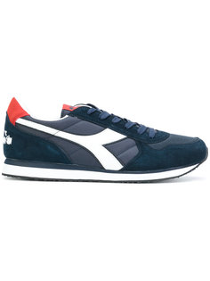 кроссовки с панельным дизайном Diadora