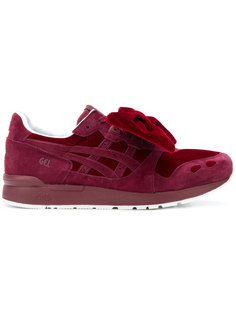 кроссовки с бантом Asics