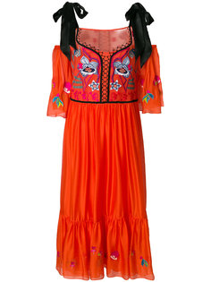 платье с вышивкой и открытыми плечами  Temperley London
