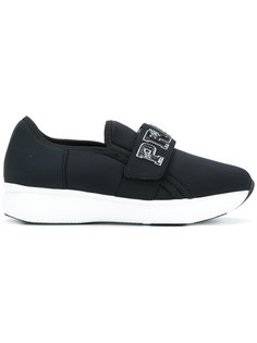 кроссовки с логотипом  Prada