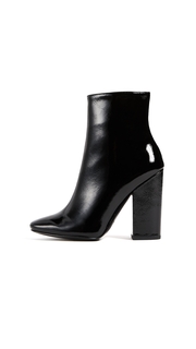 KENDALL + KYLIE Haedyn 2 Zip Booties