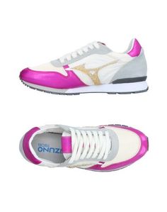 Низкие кеды и кроссовки Mizuno