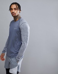 Серый лонгслив с принтом на рукаве Nike Running Breathe Miler 904665-451 - Серый