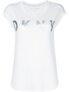 футболка с логотипом DKNY