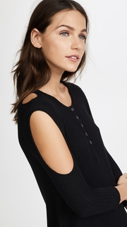 Chaser 3/4 Sleeve Cold Shoulder Henley