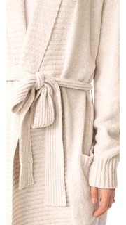 Skin Britta Robe