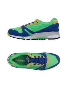 Низкие кеды и кроссовки Diadora