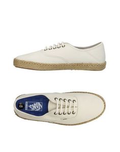 Низкие кеды и кроссовки Vans