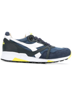 кроссовки с панельным дизайном Diadora