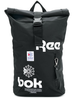 рюкзак с ремешком с пряжкой и принтом логотипа Reebok
