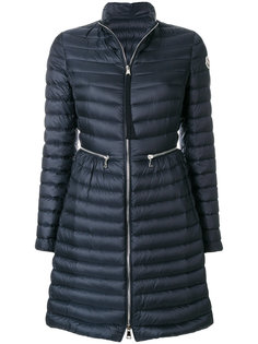 пуховик  Moncler