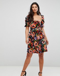 Платье в стиле 50-х с короткими рукавами и цветочным принтом Club L - Черный