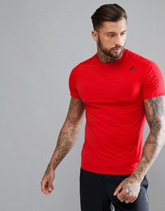 Красная футболка Reebok Training ActiveChill Move CF7874 - Красный
