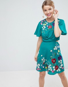 Чайное платье мини с вышивкой и вырезами ASOS - Зеленый