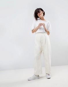 Джинсы с заниженной проймой ASOS WHITE - Кремовый