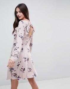 Платье с цветочным принтом и оборками Vila - Розовый