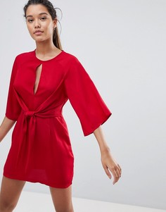 Платье с круглым вырезом и завязкой спереди Missguided - Красный