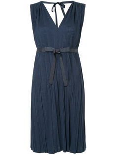 плиссированное платье с V-образным вырезом Han Ahn Soon