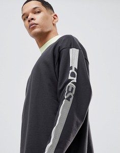Oversize-свитшот с контрастной окантовкой и принтом на рукавах ASOS - Черный