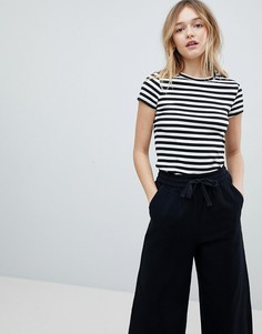 Футболка в полоску Monki - Черный