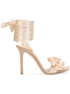 атласные босоножки с завязками  Casadei