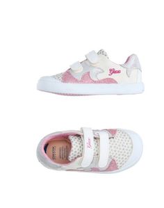 Низкие кеды и кроссовки Geox
