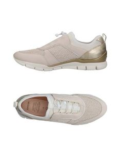Низкие кеды и кроссовки Geox