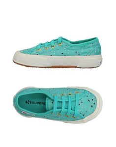 Низкие кеды и кроссовки Superga