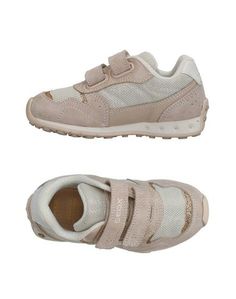 Низкие кеды и кроссовки Geox