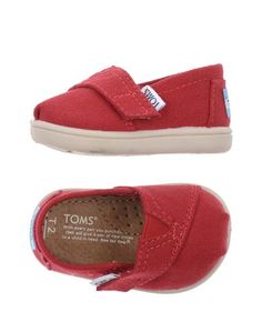 Низкие кеды и кроссовки Toms