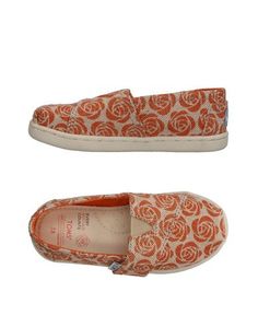 Низкие кеды и кроссовки Toms