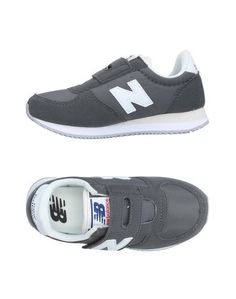 Низкие кеды и кроссовки New Balance