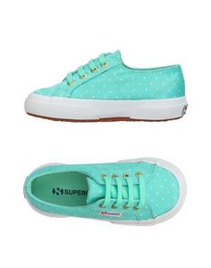 Низкие кеды и кроссовки Superga