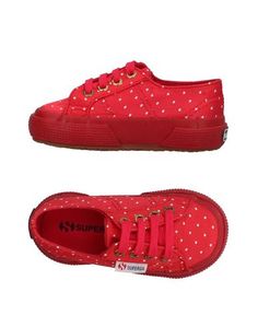 Низкие кеды и кроссовки Superga