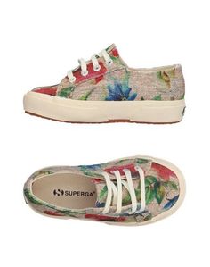 Низкие кеды и кроссовки Superga