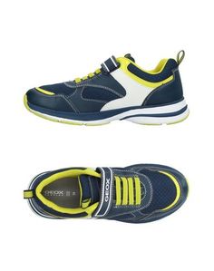 Низкие кеды и кроссовки Geox