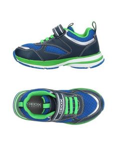 Низкие кеды и кроссовки Geox