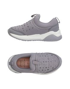 Низкие кеды и кроссовки Geox