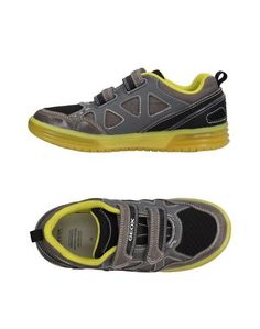 Низкие кеды и кроссовки Geox