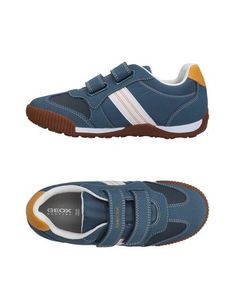 Низкие кеды и кроссовки Geox