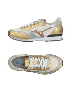Низкие кеды и кроссовки Mizuno