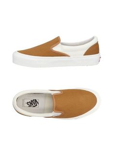 Низкие кеды и кроссовки Vans