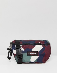 Сумка-кошелек на пояс объемом 2 л с камуфляжным принтом Eastpak Springer - Зеленый