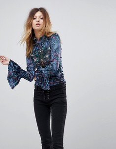 Блузка с принтом и расклешенными рукавами Free People LAmour - Черный